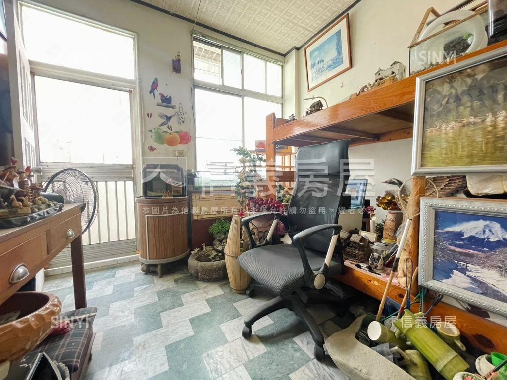 近奇美朝南美透天房屋室內格局與周邊環境