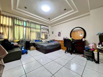 草悟道向上市場電梯三房