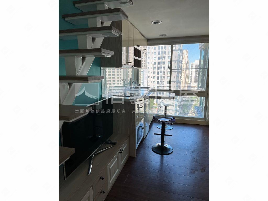 月影視野高樓精緻戶房屋室內格局與周邊環境