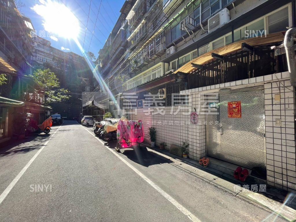 新店低總價一樓優質美寓房屋室內格局與周邊環境