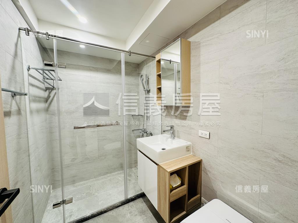 東區靜巷設計師的家房屋室內格局與周邊環境
