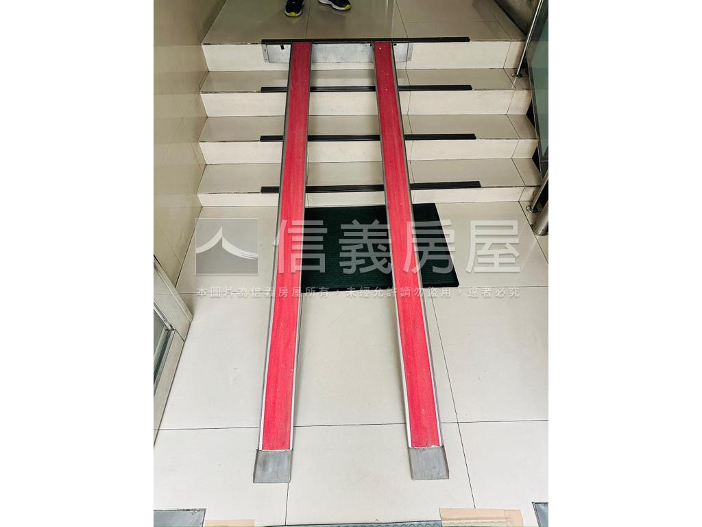 東區靜巷設計師的家房屋室內格局與周邊環境