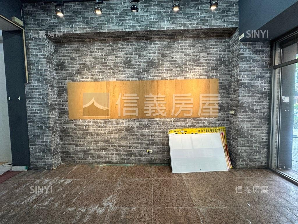 【大巨蛋】忠孝東面寬金店房屋室內格局與周邊環境