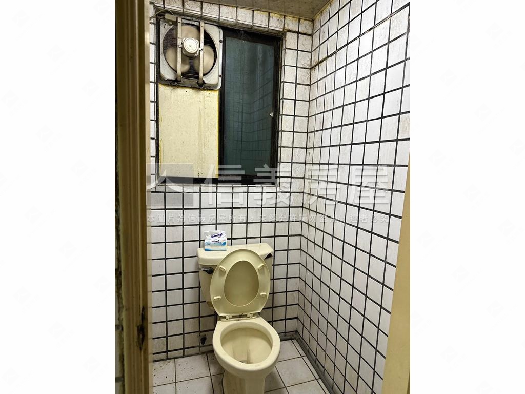 中美路二段１樓房屋室內格局與周邊環境