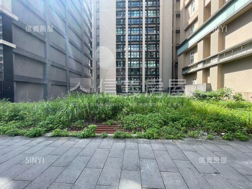 方正土地２３１坪房屋室內格局與周邊環境