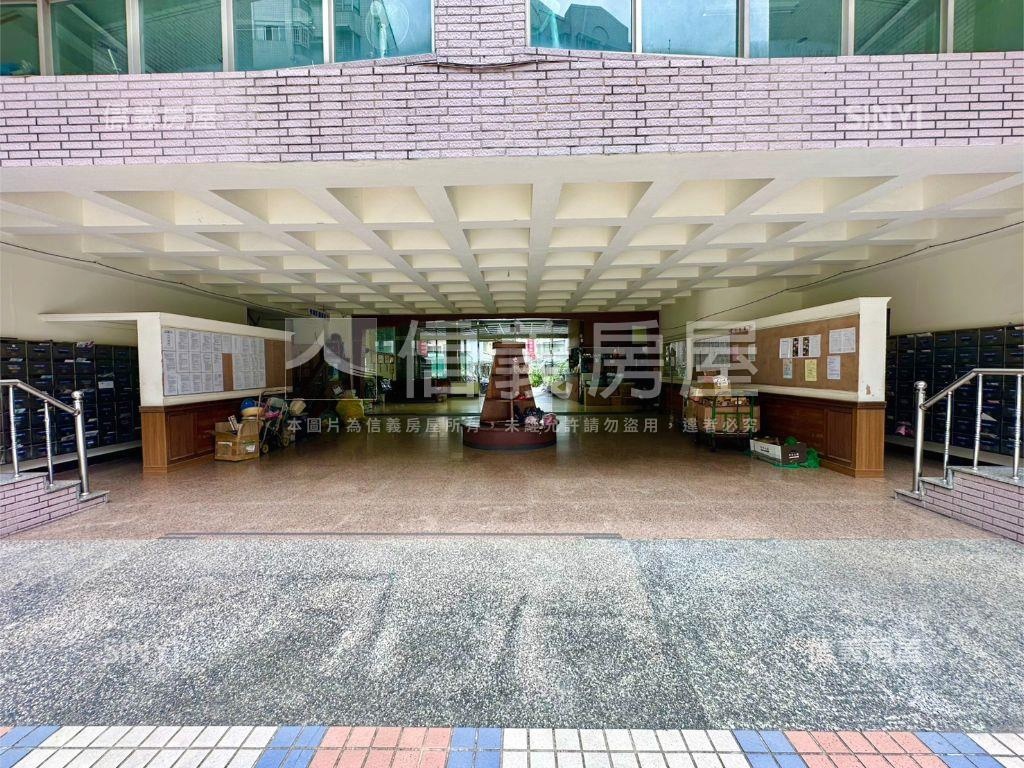 吉寶市高樓採光兩房房屋室內格局與周邊環境