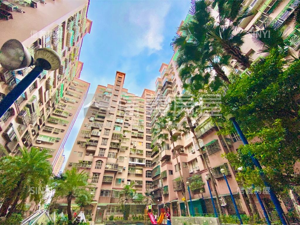 台北麗京三房有車位。綠園房屋室內格局與周邊環境