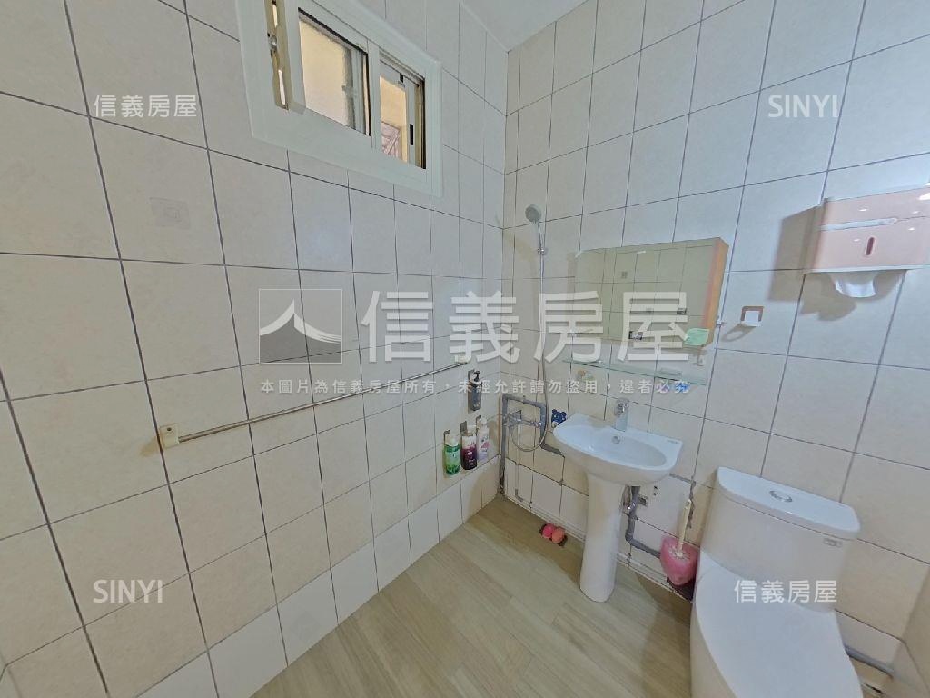 花壇方便停車透天房屋室內格局與周邊環境