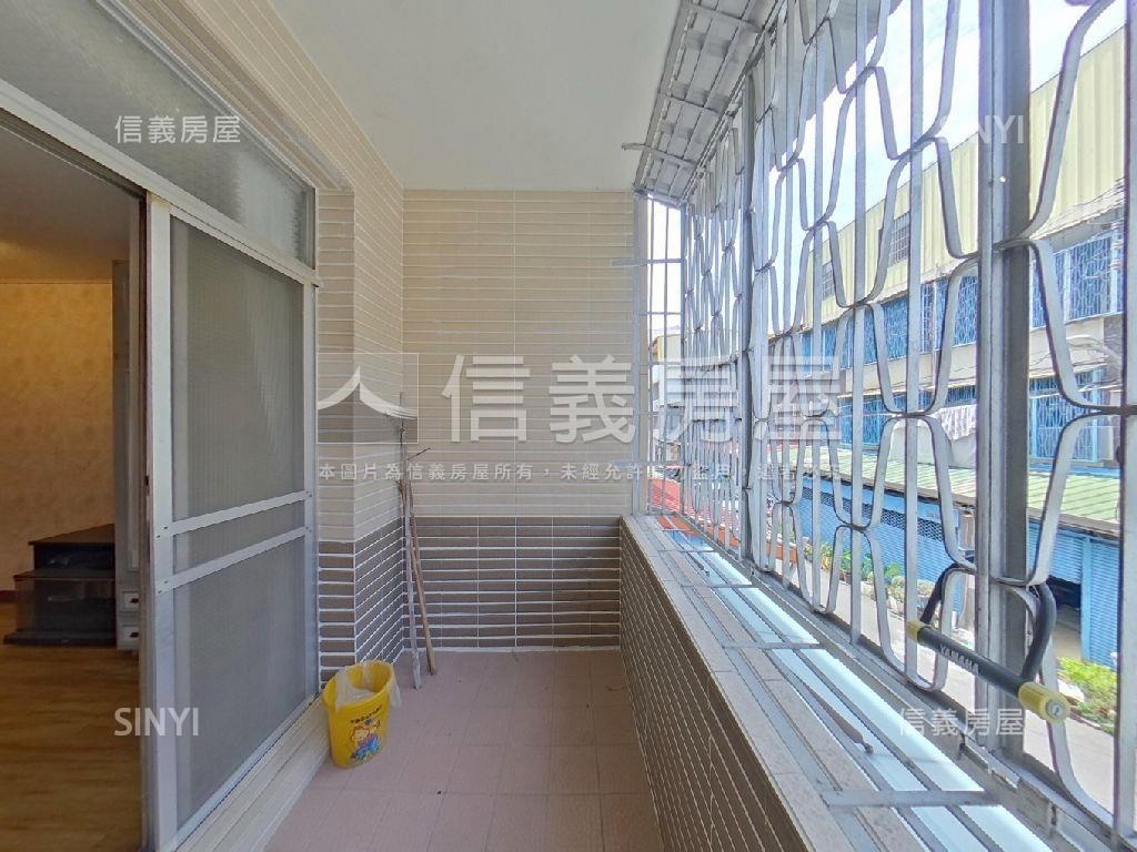 花壇方便停車透天房屋室內格局與周邊環境