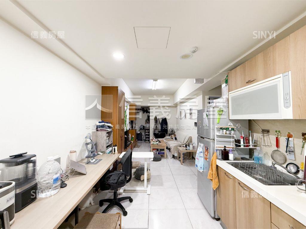戀戀ＬＩＦＥ兩房衛浴開窗房屋室內格局與周邊環境