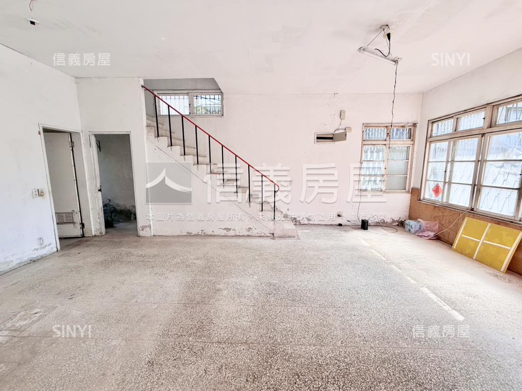 稀有釋出大地坪透天房屋室內格局與周邊環境