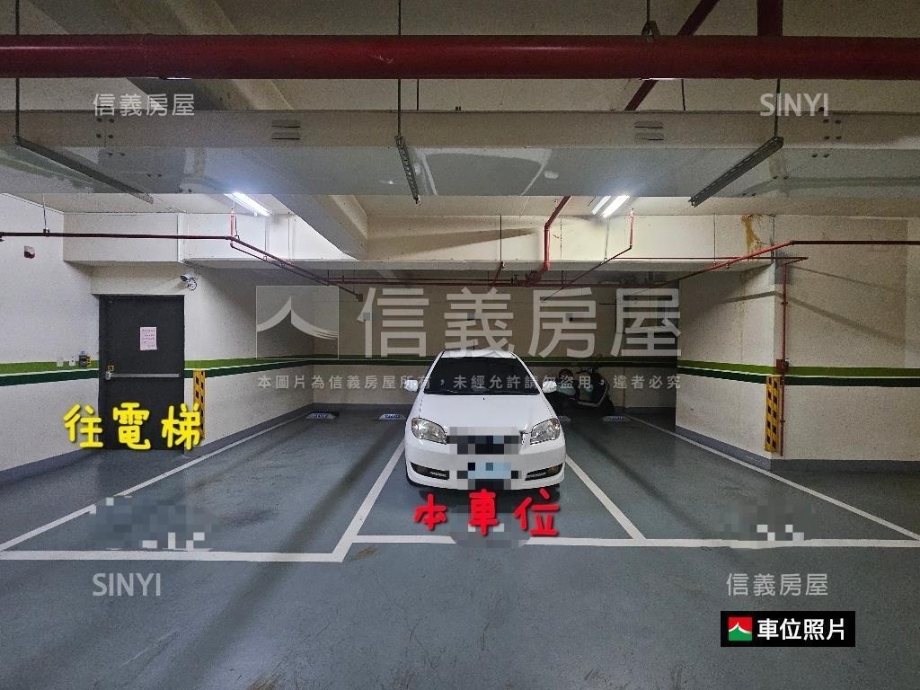 優北屯市區輕屋齡四房平車房屋室內格局與周邊環境