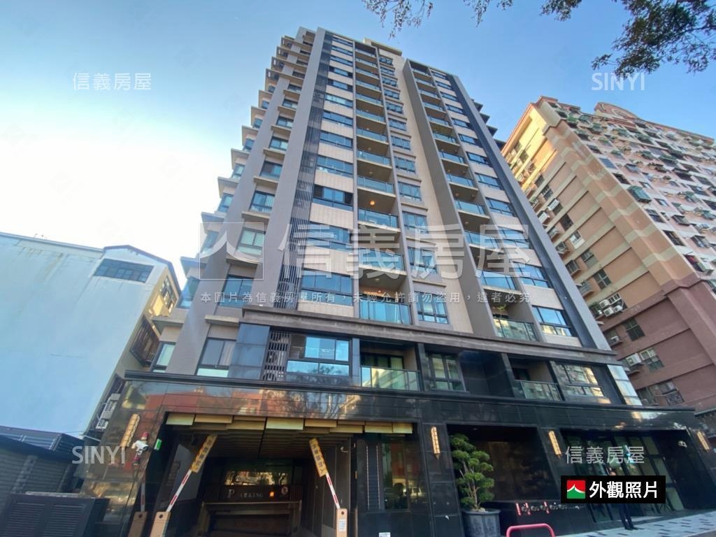 優北屯市區輕屋齡四房平車房屋室內格局與周邊環境