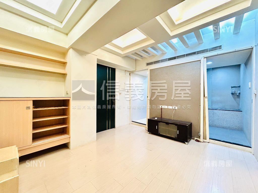 來喔！雙捷運２房格局方正房屋室內格局與周邊環境