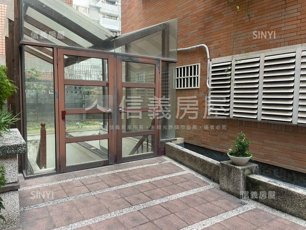 五期商圈近公園三房平車房屋室內格局與周邊環境