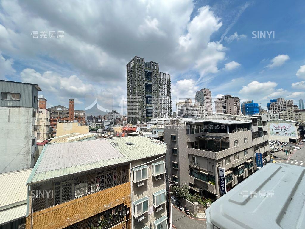 五期商圈近公園三房平車房屋室內格局與周邊環境