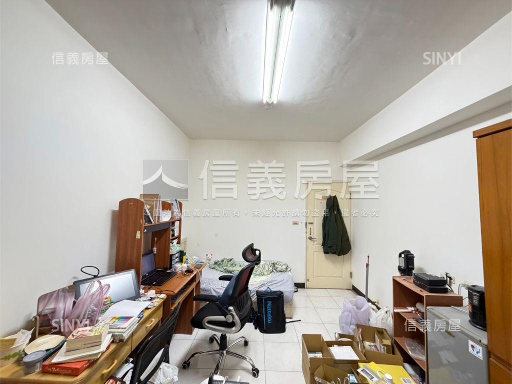 淡水金雞母稀有收租聖品房屋室內格局與周邊環境