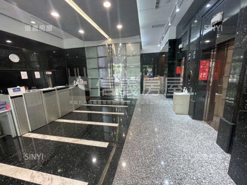 ＡＰＥＣ挑高８Ｍ雙層辦公房屋室內格局與周邊環境