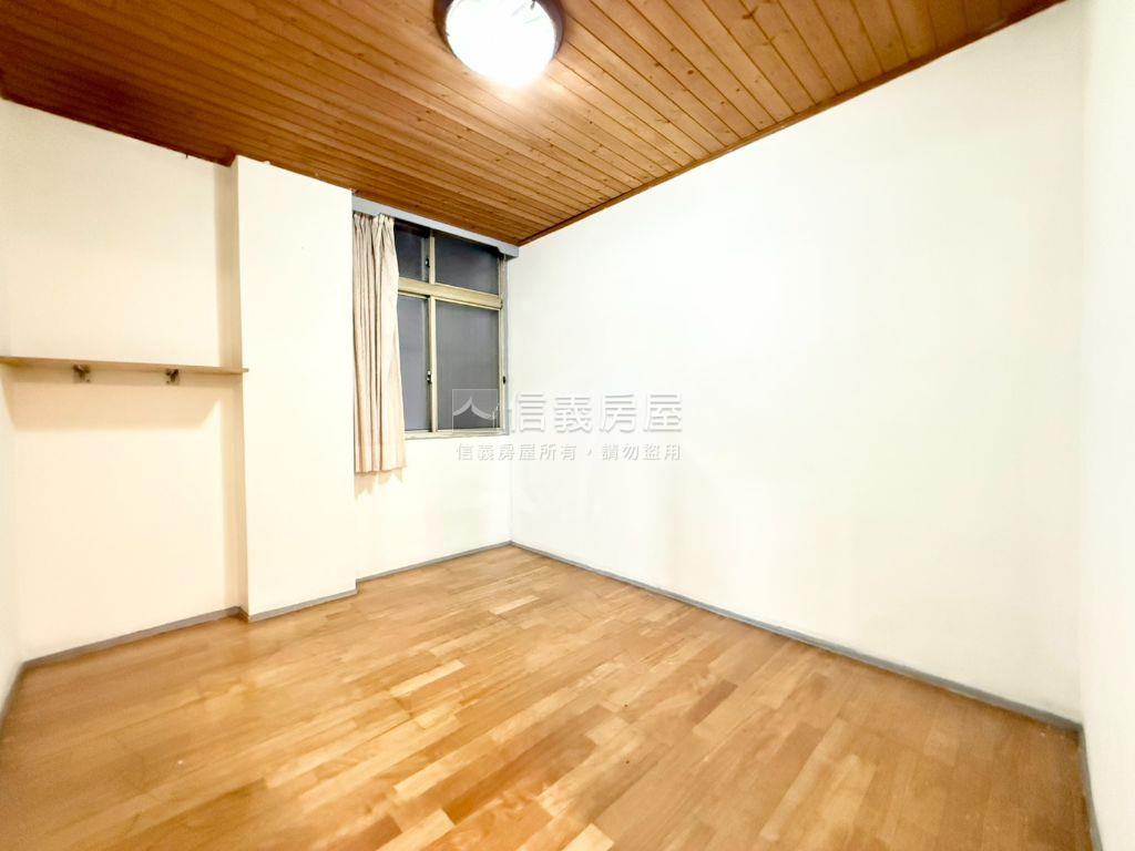 西屯｜低總價二樓美寓房屋室內格局與周邊環境