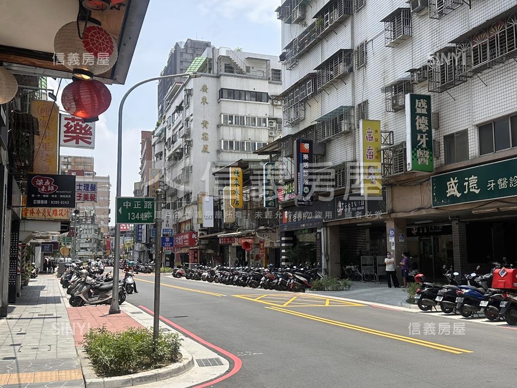 專任中正路稀有三房華廈房屋室內格局與周邊環境