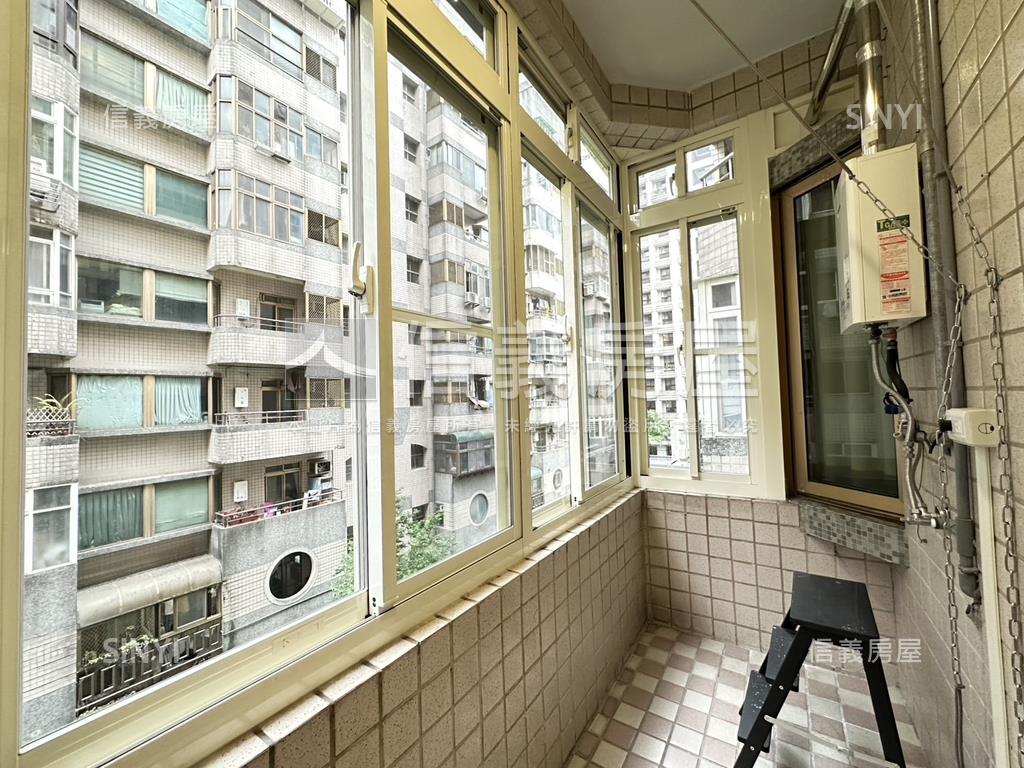 浪漫貴族享精品房屋室內格局與周邊環境