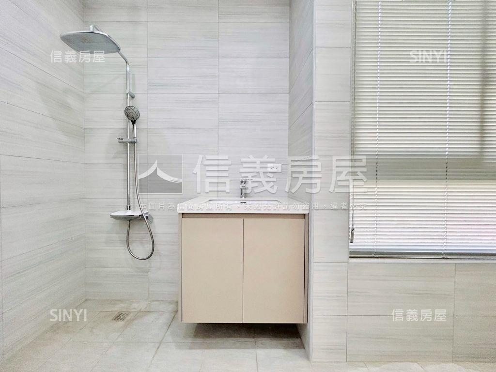 北屯近仁美國小電梯豪墅Ｂ房屋室內格局與周邊環境