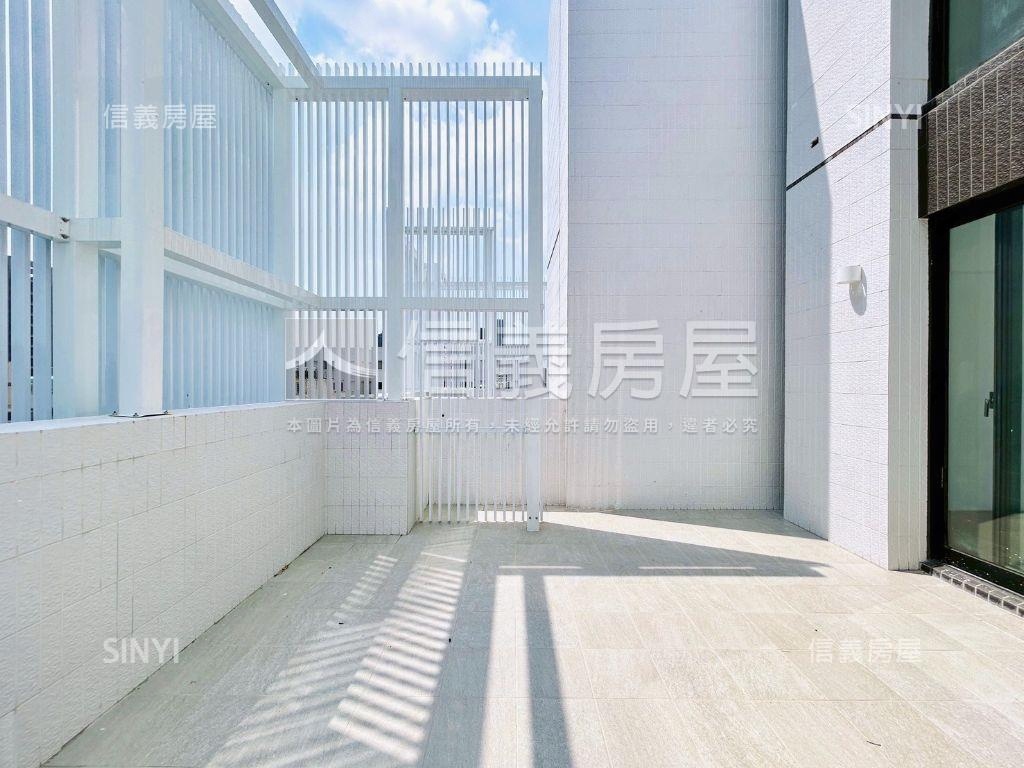北屯近仁美國小電梯豪墅Ｂ房屋室內格局與周邊環境