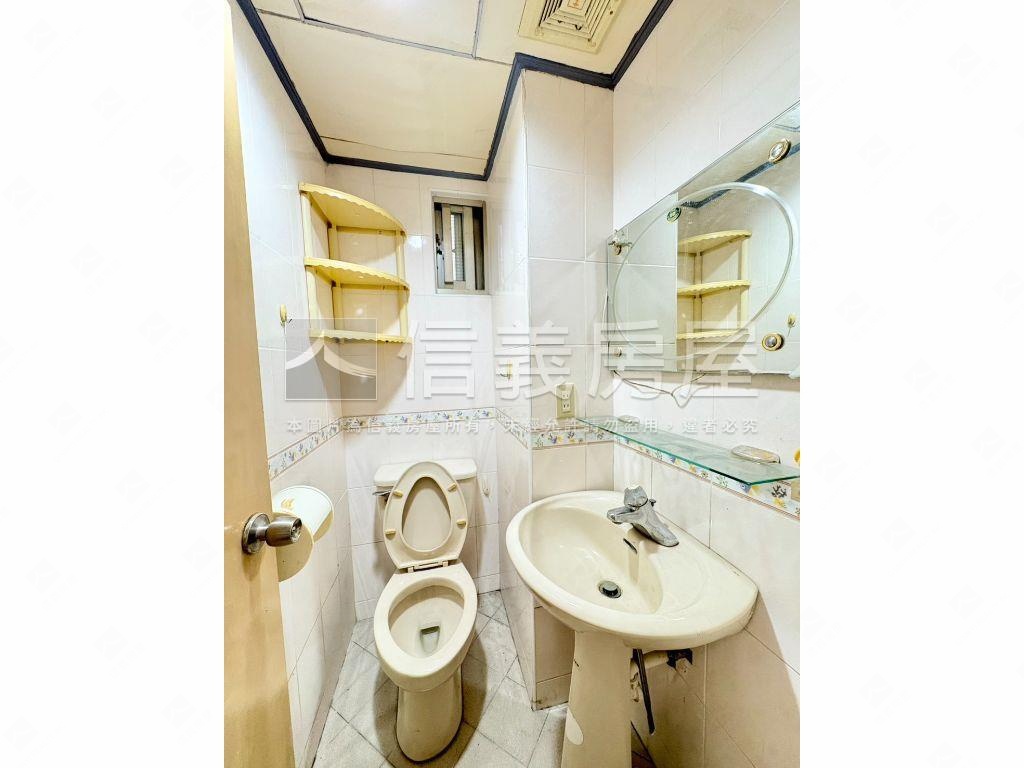 國泰建設第一新城五樓房屋室內格局與周邊環境