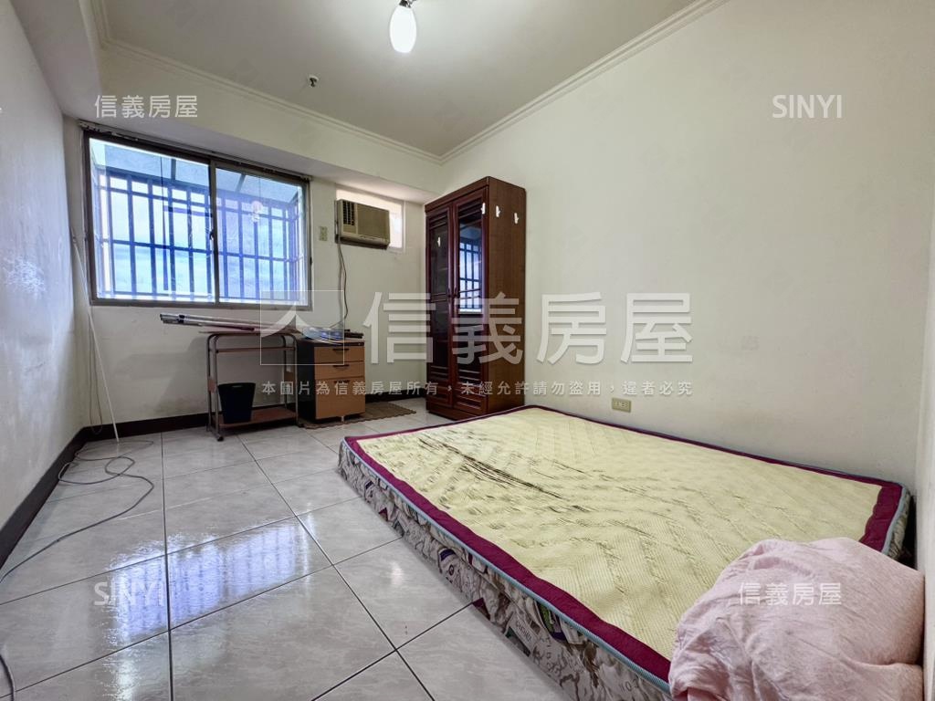 近樹義國小四房附車位房屋室內格局與周邊環境