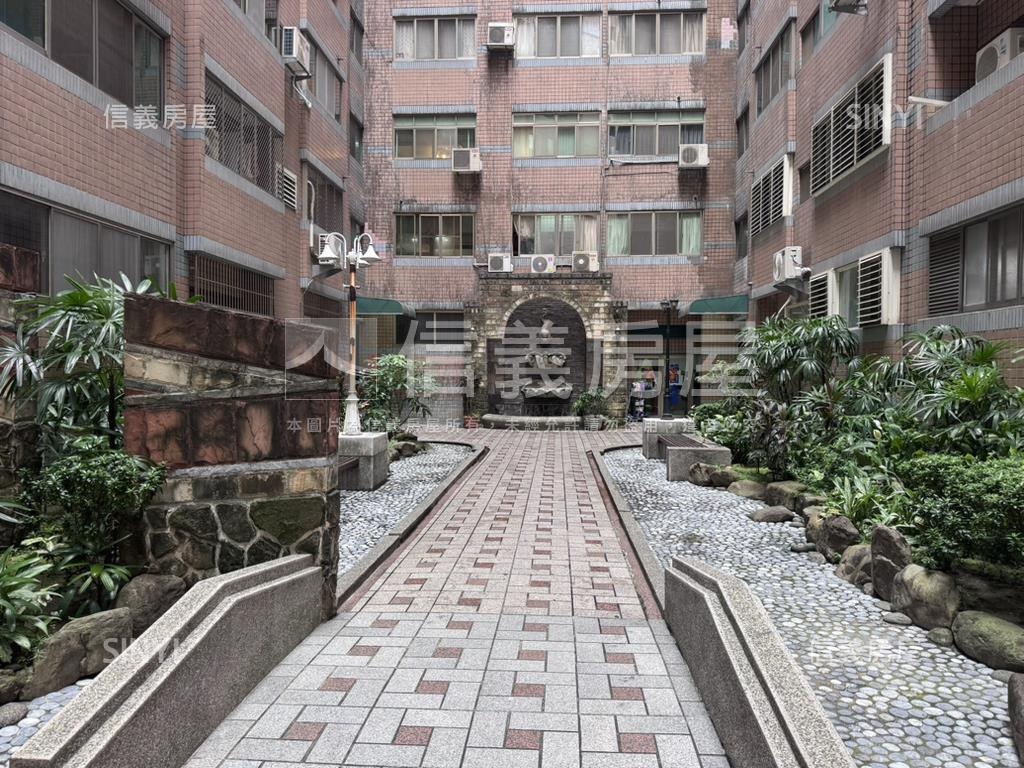 近樹義國小四房附車位房屋室內格局與周邊環境