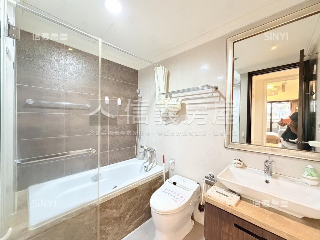 遠雄首府豪華精緻美宅車位房屋室內格局與周邊環境