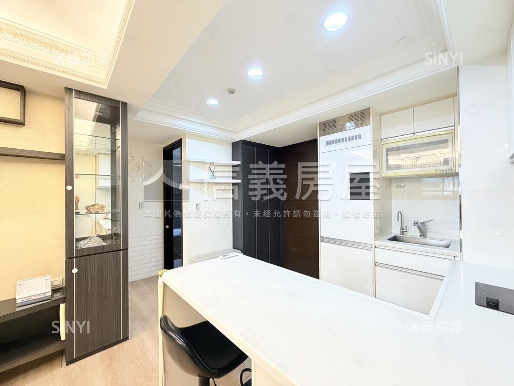 遠雄首府豪華精緻美宅車位房屋室內格局與周邊環境