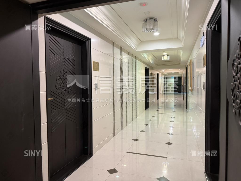 遠雄首府豪華精緻美宅車位房屋室內格局與周邊環境