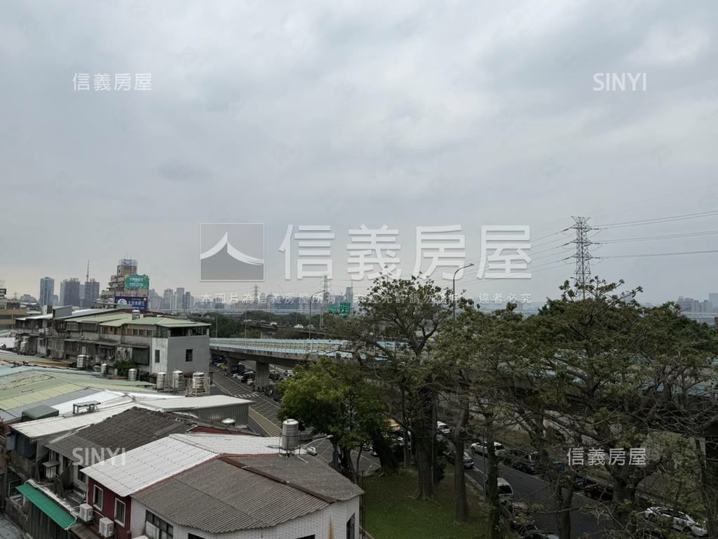 電梯河景邊間三房房屋室內格局與周邊環境