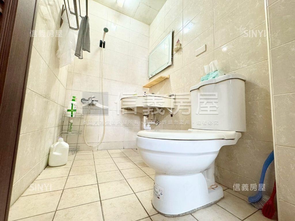 仁德｜嘉藥收租寶優質透天房屋室內格局與周邊環境