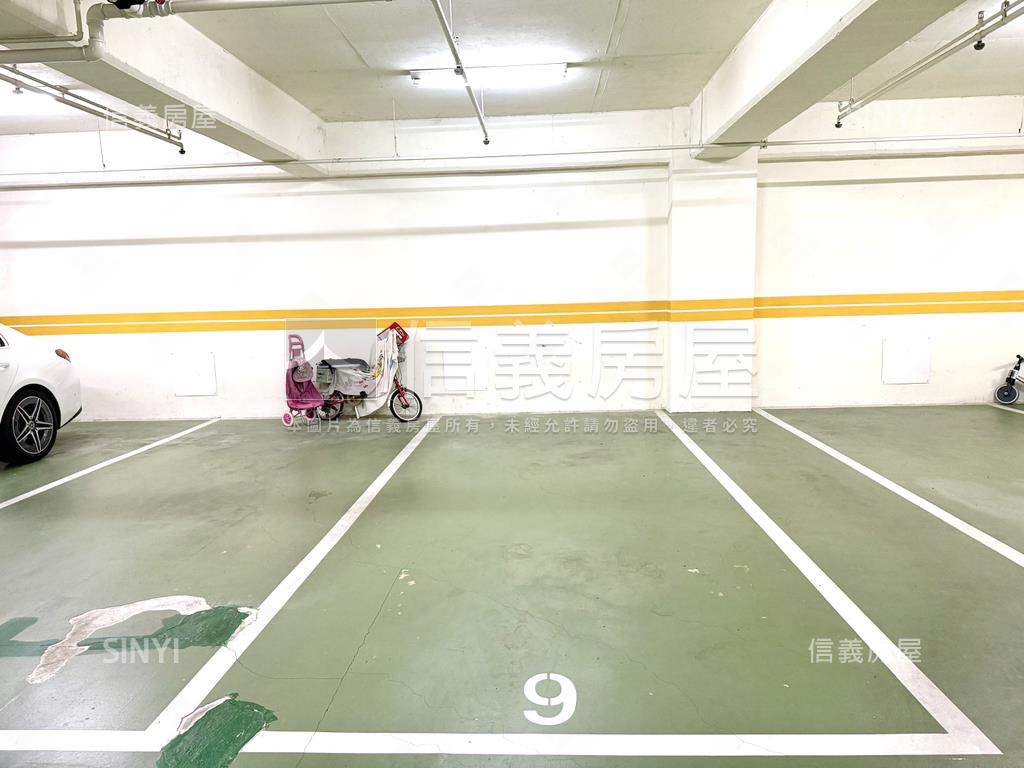 仁武高樓景觀大兩房平車房屋室內格局與周邊環境