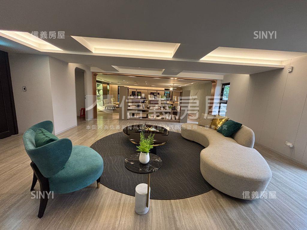 鶯桃捷運站三房車位房屋室內格局與周邊環境