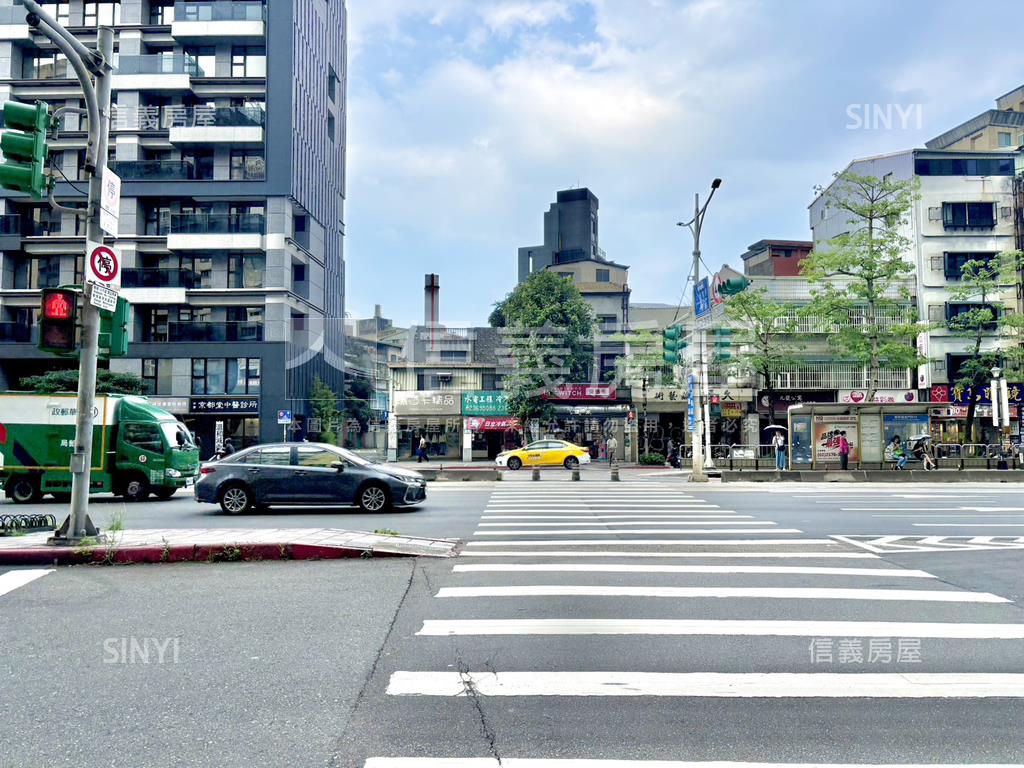 大安核心｜大馬路商二透天房屋室內格局與周邊環境