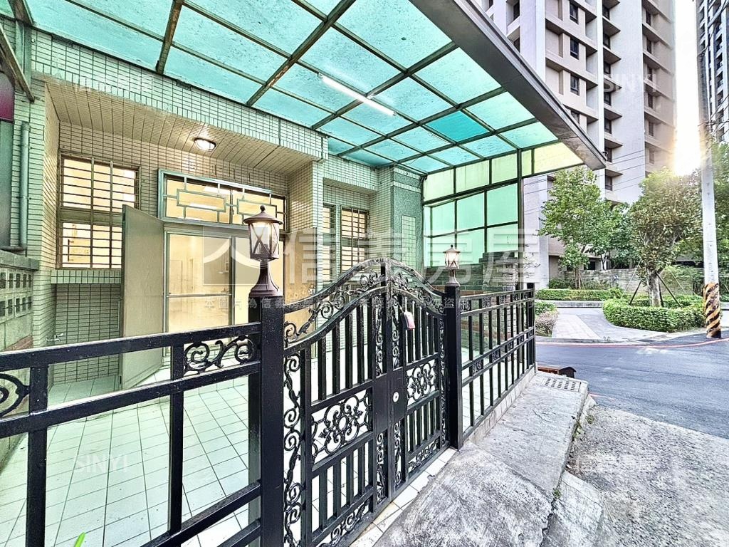 近中山醫中邑一品孝親三房房屋室內格局與周邊環境