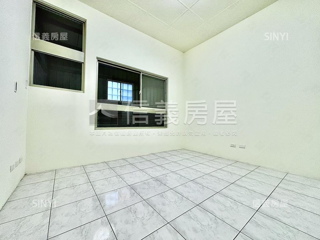 近中山醫中邑一品孝親三房房屋室內格局與周邊環境