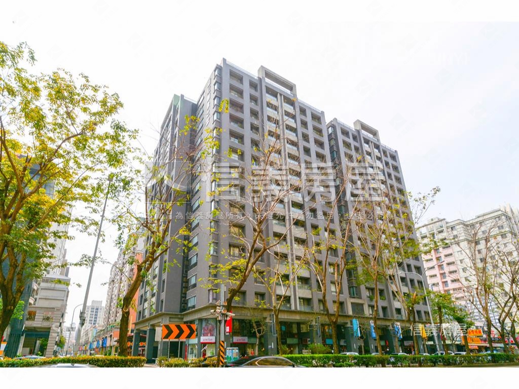 新！願景之旅邊間三房平車房屋室內格局與周邊環境