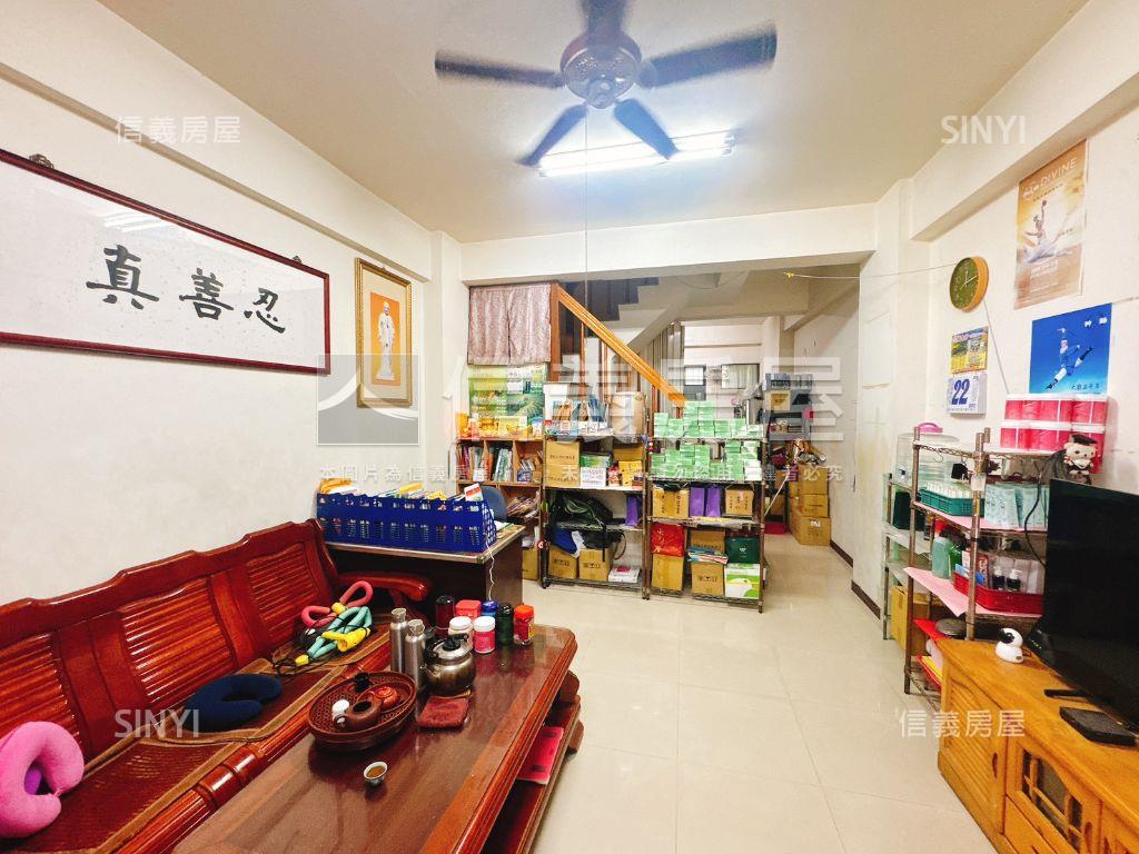 勝利商圈！２０年臨路透天房屋室內格局與周邊環境