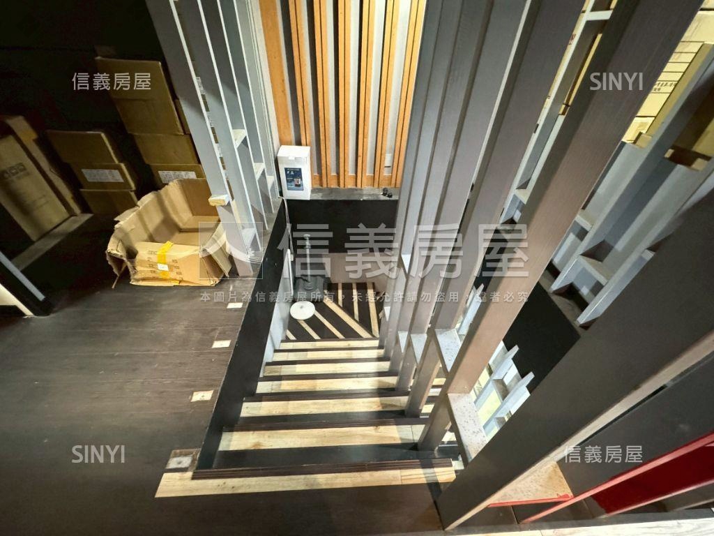 近公益路投報優質感店面房屋室內格局與周邊環境