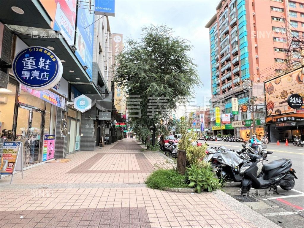 黃金地段電梯５層車庫住店房屋室內格局與周邊環境
