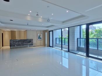 藝文特區景觀大露臺美豪邸