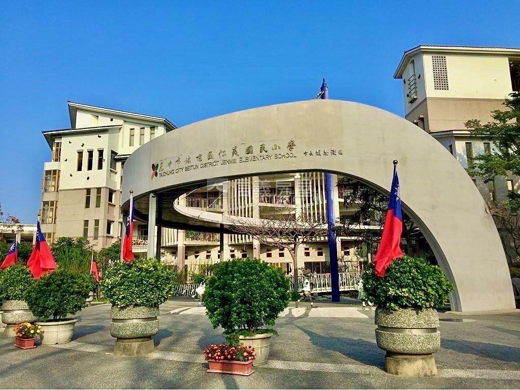 漢神。崇德大別墅房屋室內格局與周邊環境