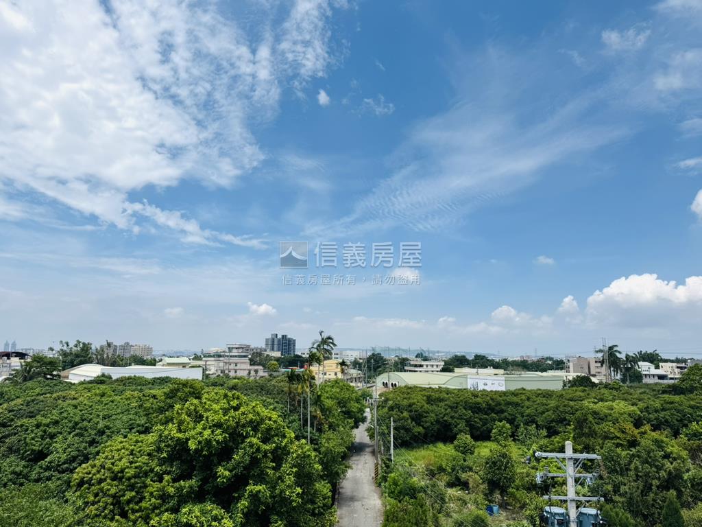 潭子弘文學區電梯住店房屋室內格局與周邊環境