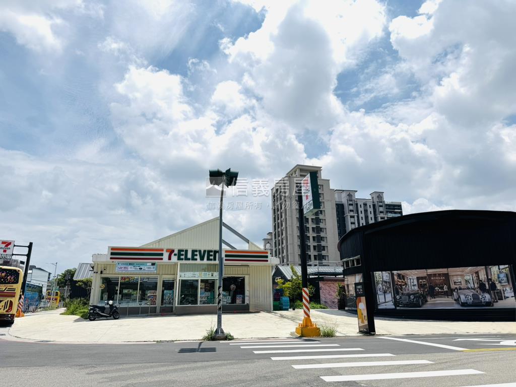 潭子弘文學區電梯住店房屋室內格局與周邊環境