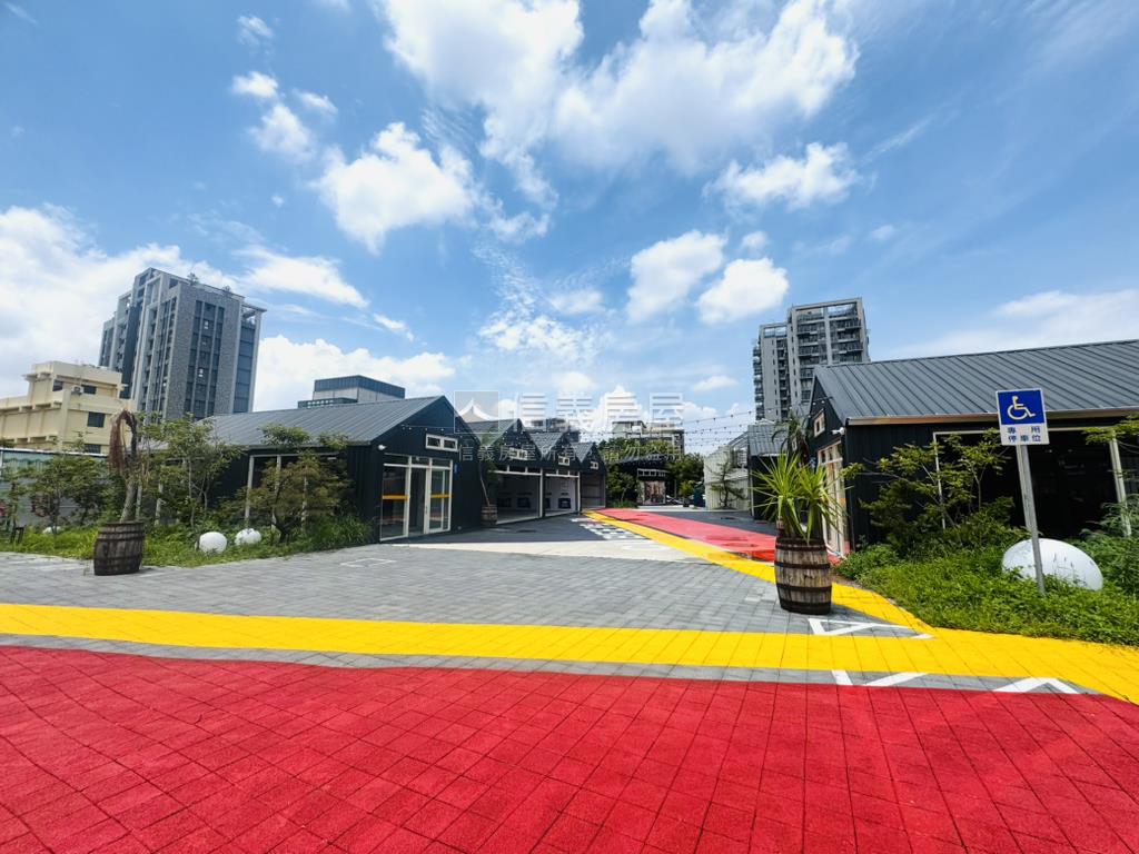 潭子弘文學區電梯住店房屋室內格局與周邊環境