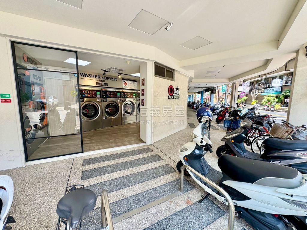 光華南街雙面角窗店面房屋室內格局與周邊環境